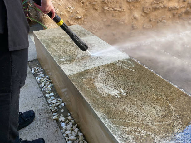 Why Choose Our Certified Pressure Washing Experts for Your Project Needs in Holt, AL?